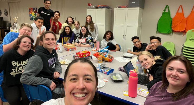 teens playing games at teen lockin